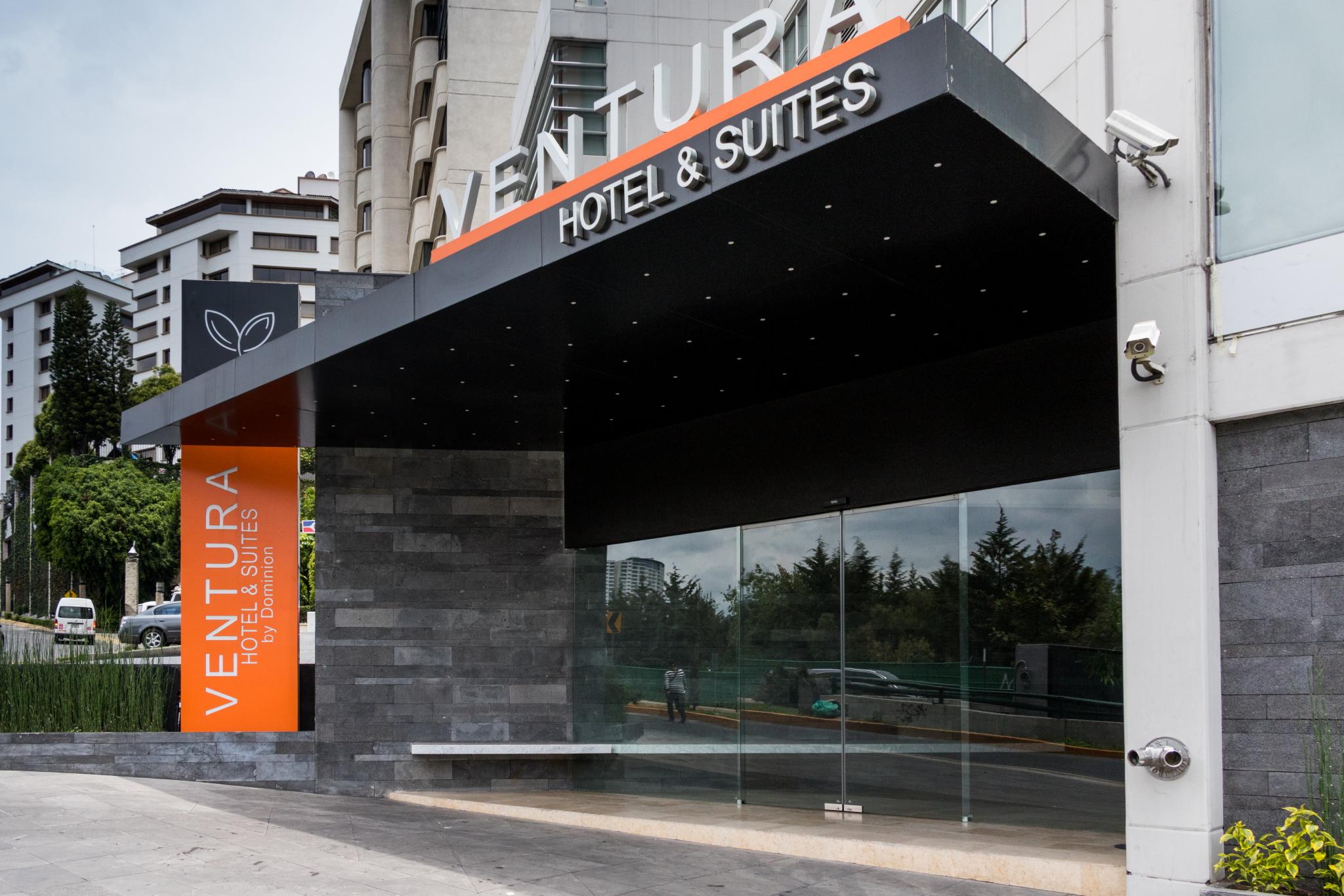 Ventura Hotel & Suites Interlomas Mexico City Exteriör bild