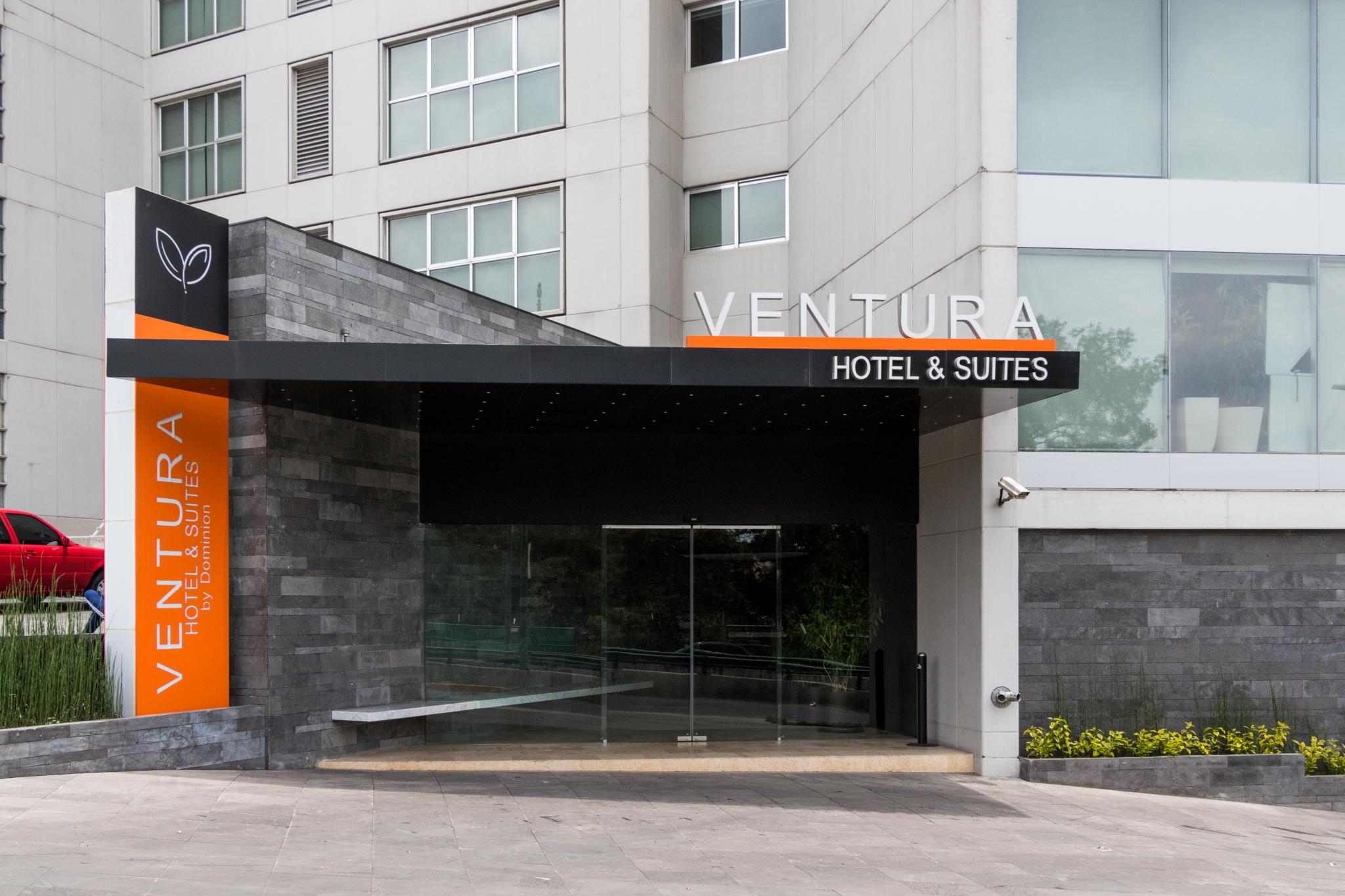 Ventura Hotel & Suites Interlomas Mexico City Exteriör bild